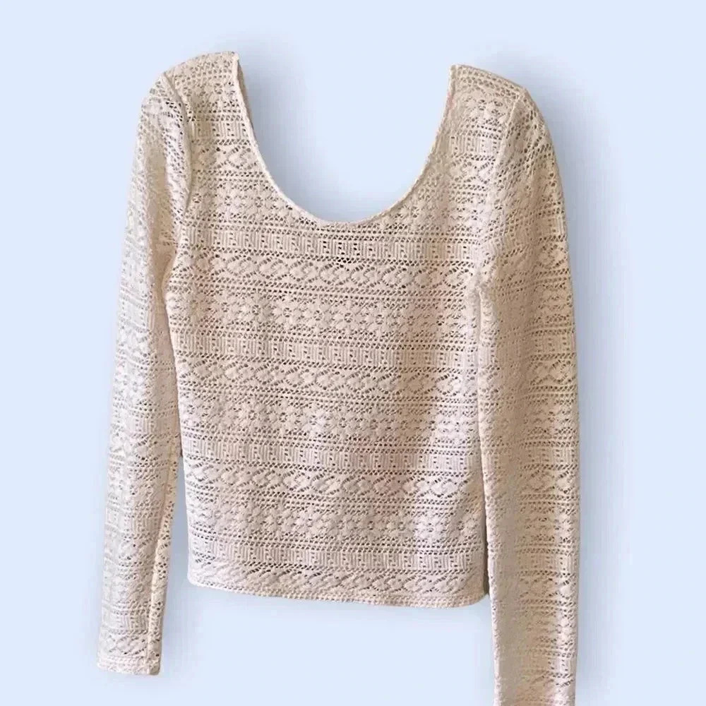 American Eagle Outfitters size L open knit top EUC